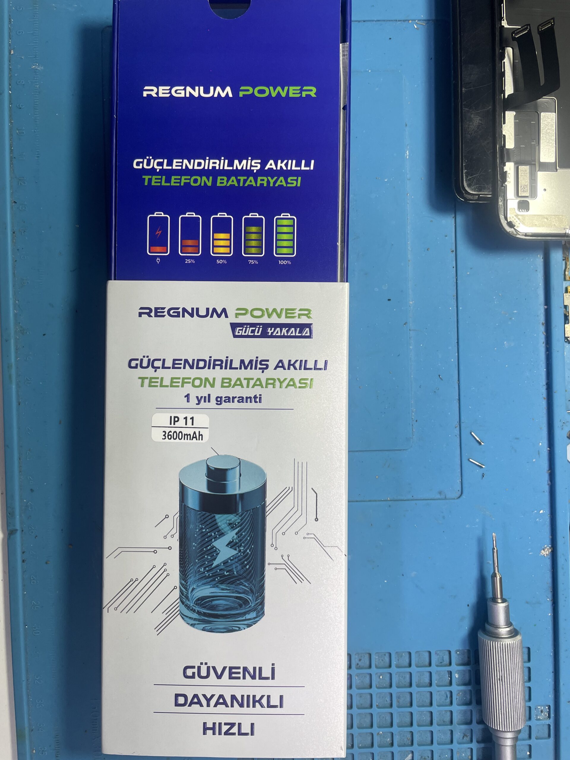 1 yıl garantili Regnum güçlendirilmiş iPhone 11 bataryası