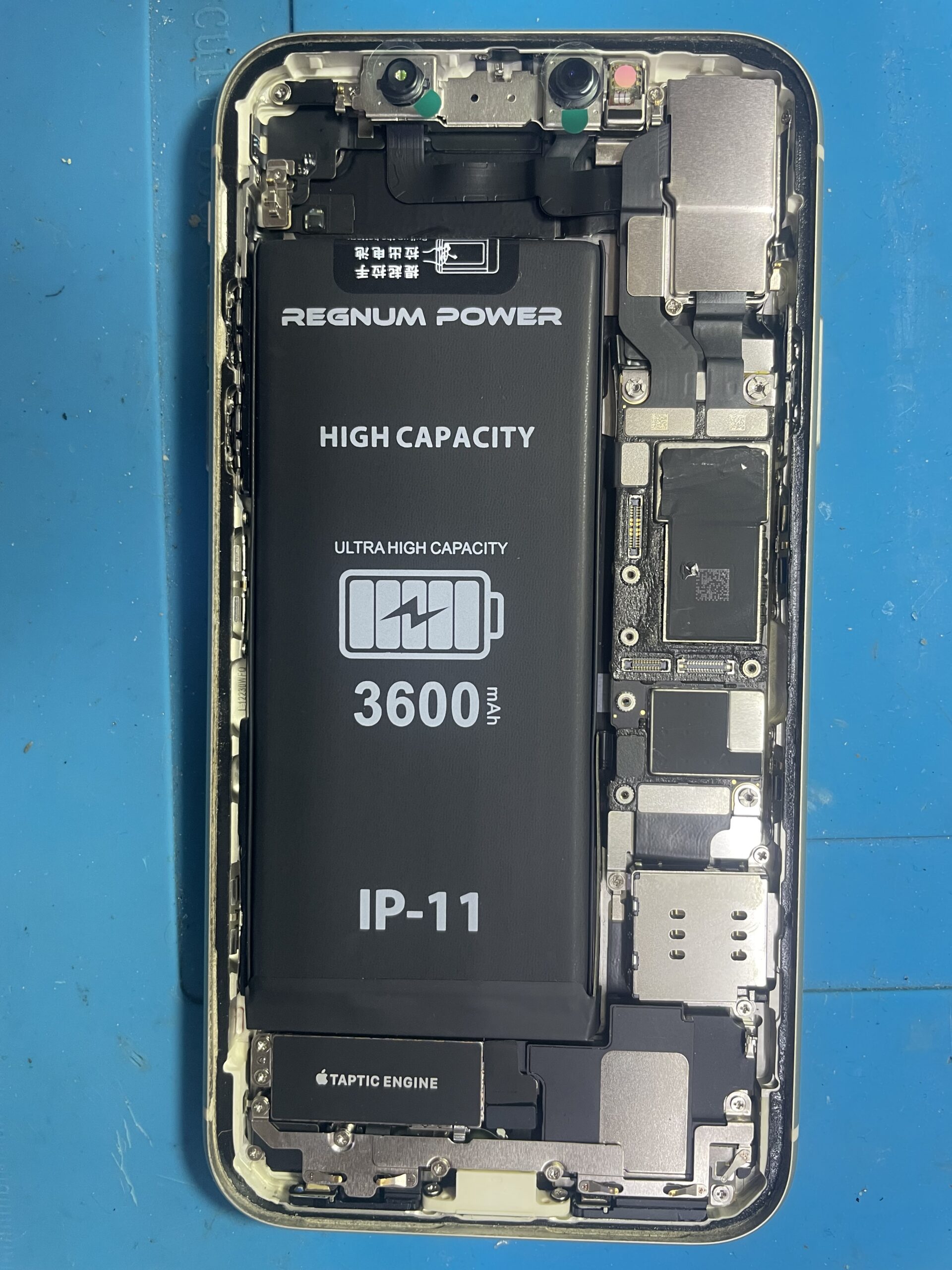 iPhone 11 yeni Regnum batarya takıldı